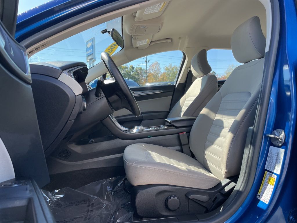 2018 Ford Fusion Hybrid S photo 4