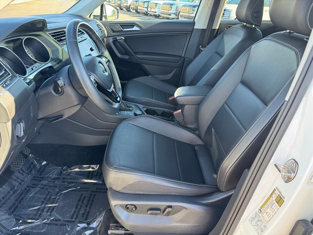 2021 Volkswagen Tiguan SE photo 5