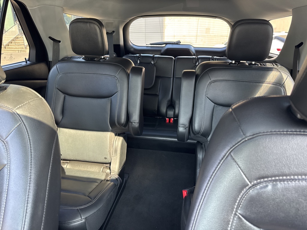 2022 Ford Explorer Limited photo 34