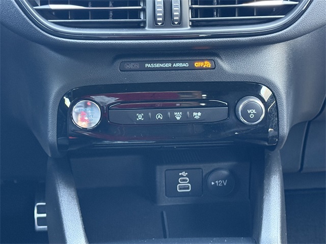 2024 Ford Escape ST-Line photo 24