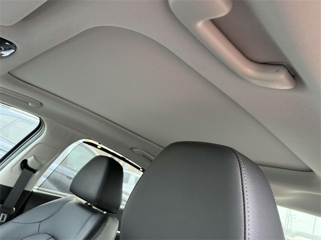 2025 Hyundai Sonata Hybrid Limited photo 3