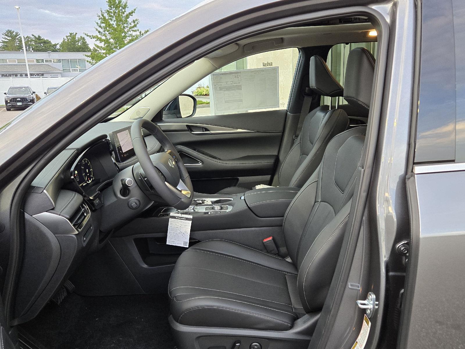 2026 Infiniti QX60 Luxe AWD photo 3