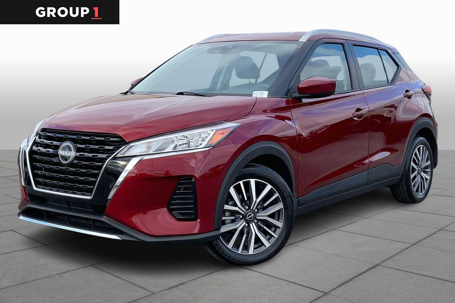 2024 Nissan Kicks SV's photo