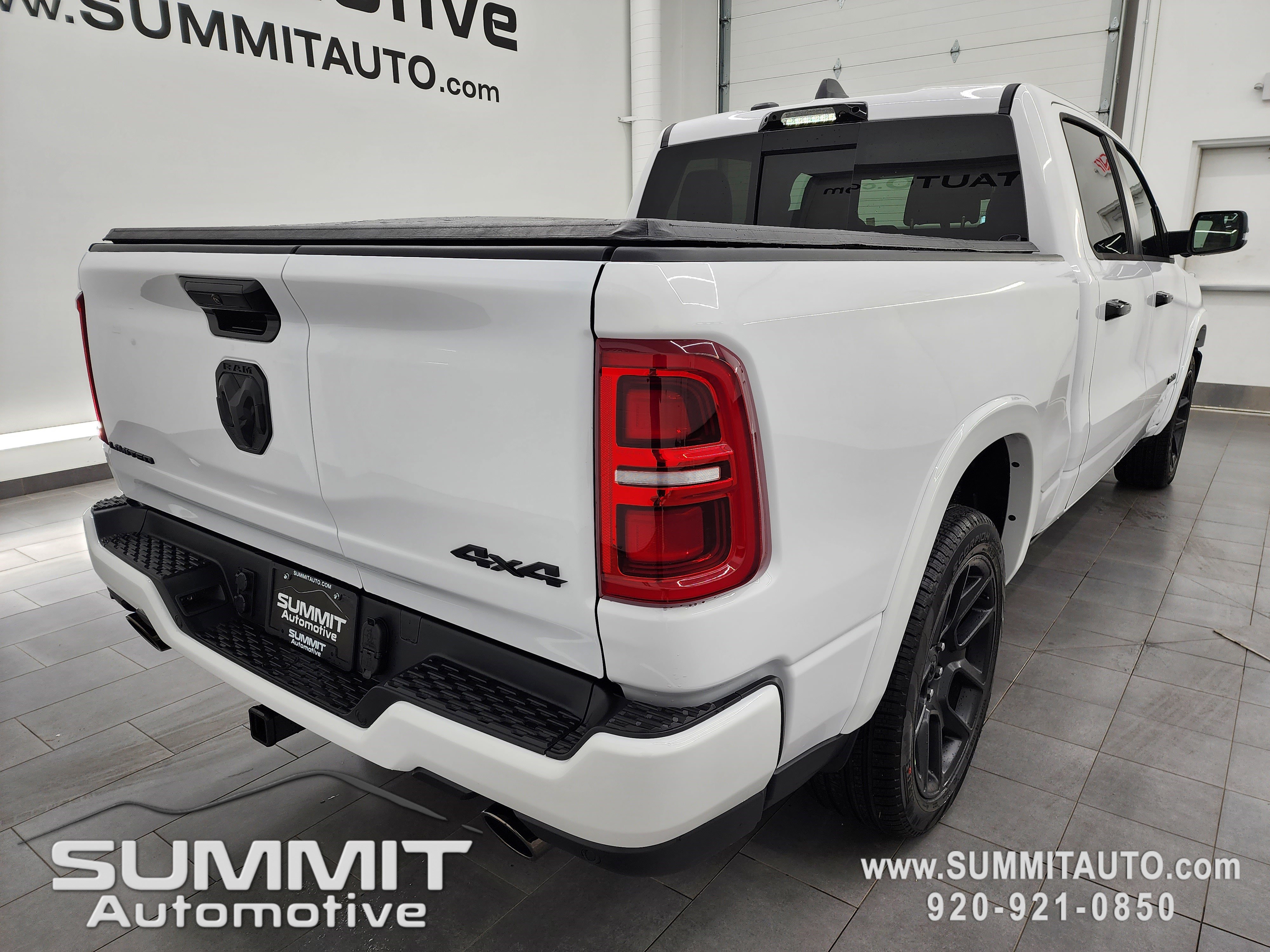 2026 Ram 1500 Limited photo 2