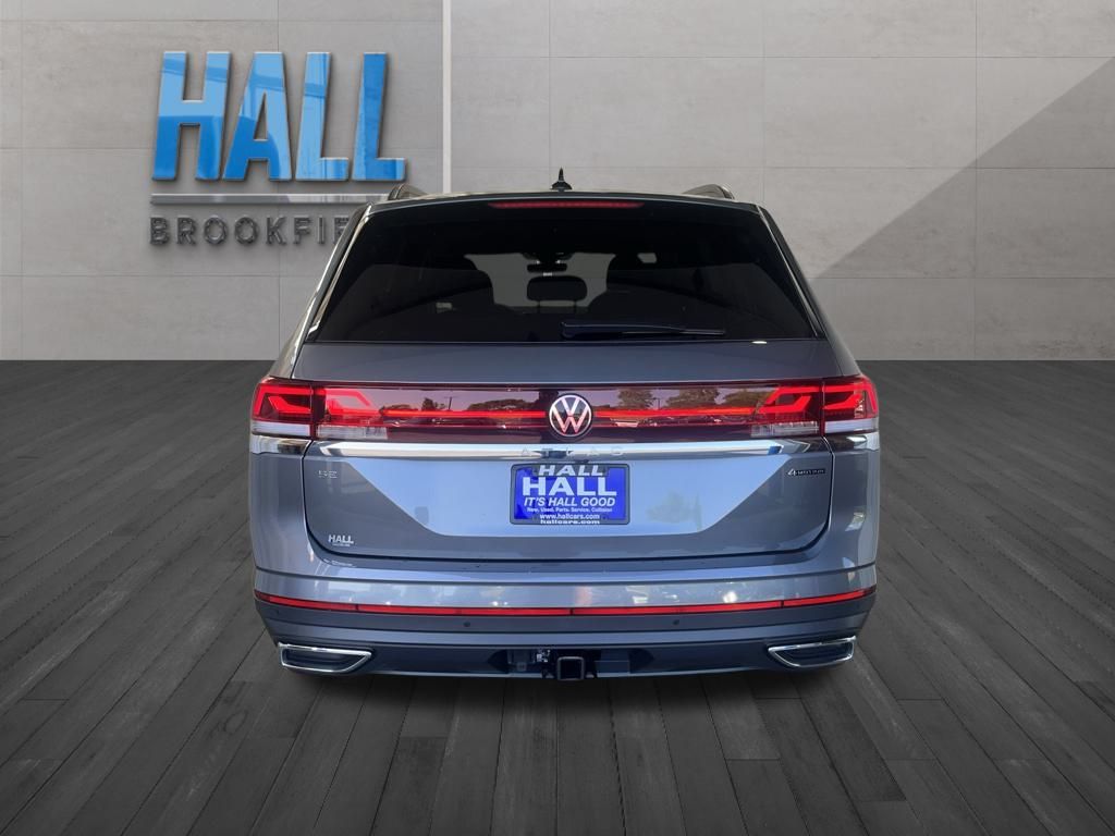 2025 Volkswagen Atlas SE Technology photo 4