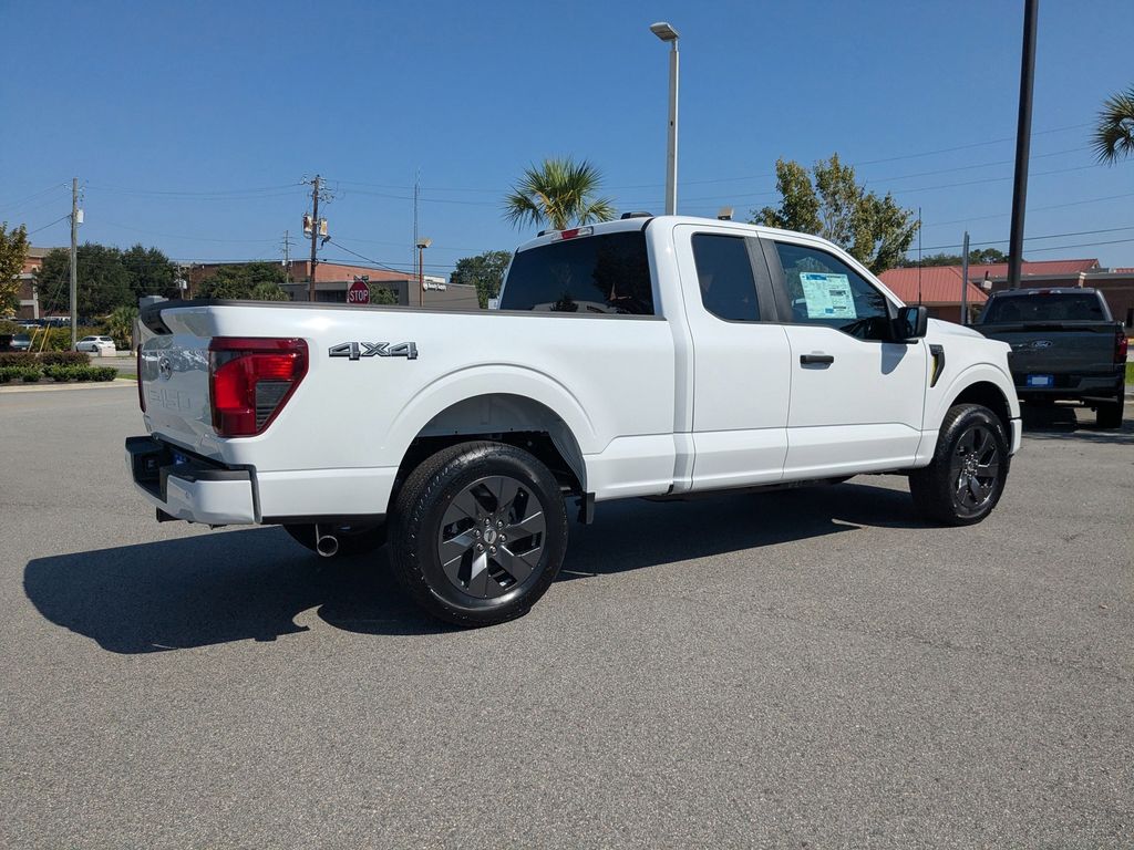 2025 Ford F-150 STX photo 4
