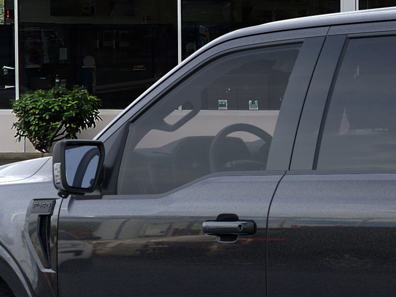 2025 Ford F-150 XLT photo 19