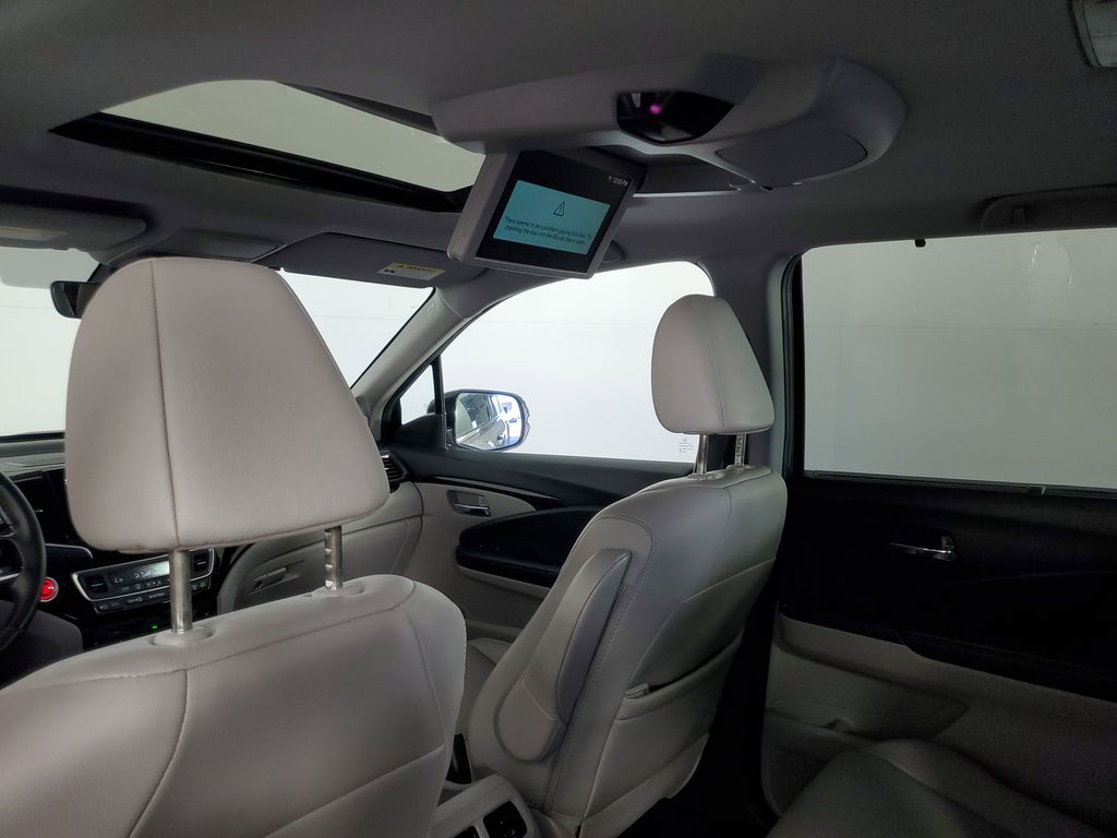 Used 2019 Gray Honda Touring image 14