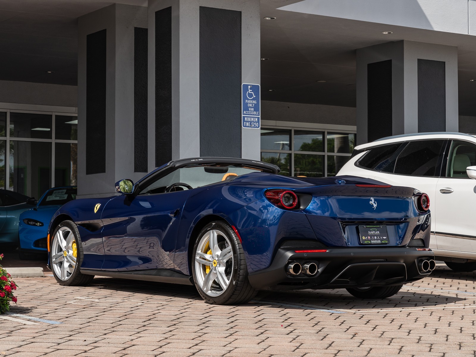 2019 Ferrari Portofino photo 40