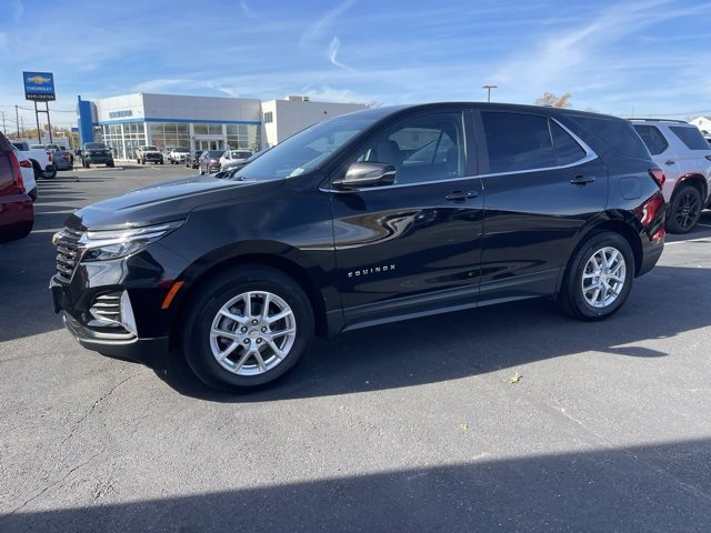 2023 Chevrolet Equinox LT photo 3