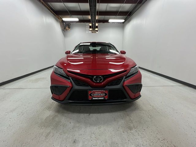 2022 Toyota Camry SE photo 3