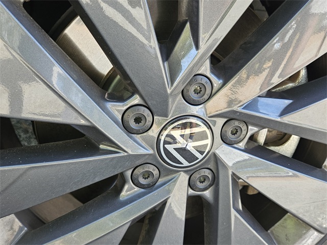 2024 Volkswagen Taos S photo 16