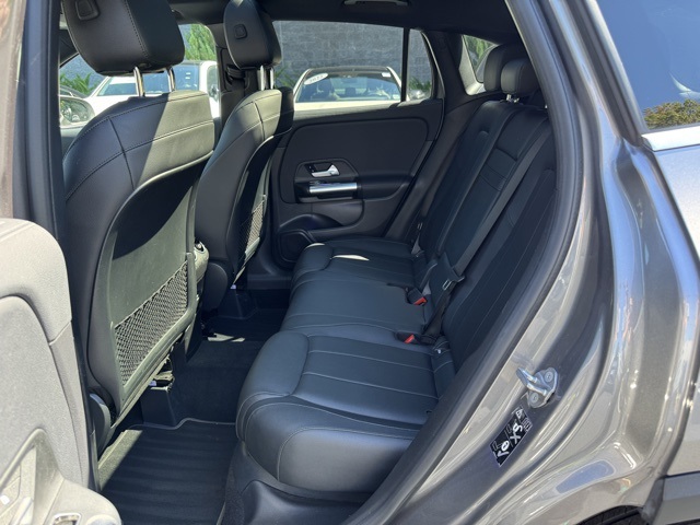 2021 Mercedes Benz GLA 250 4MATIC photo 13