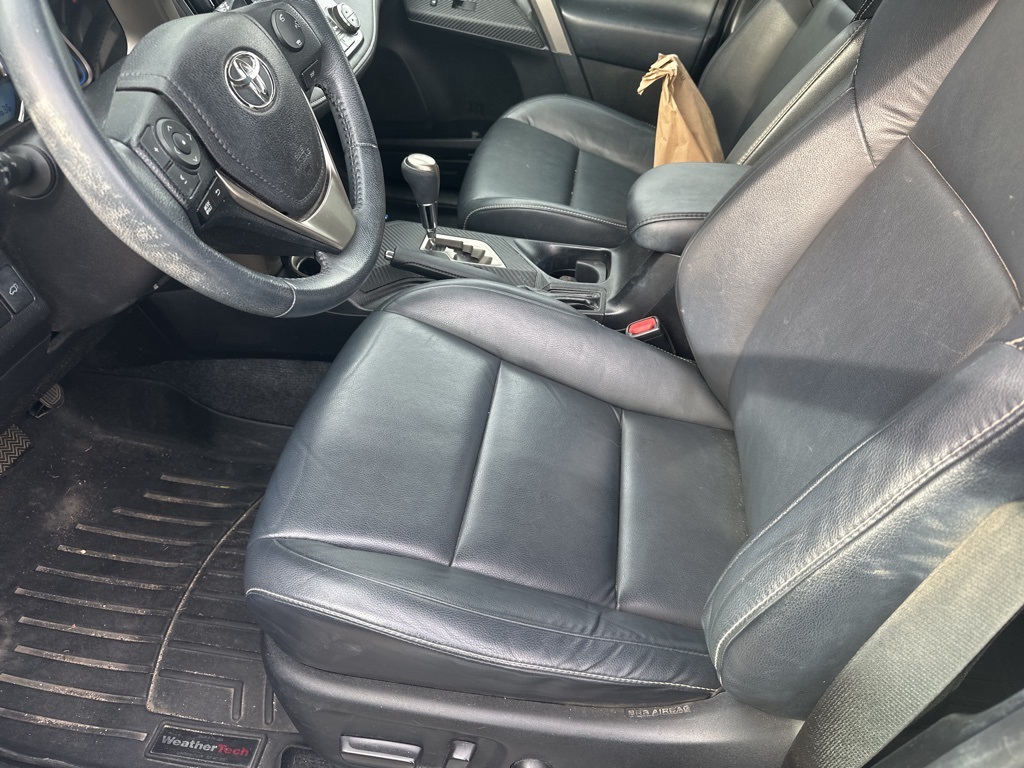 2015 Toyota RAV4 Limited photo 20