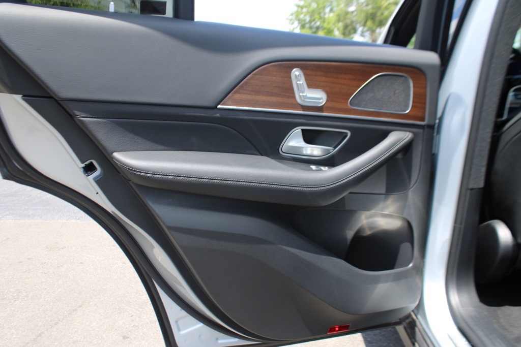 2024 Mercedes Benz GLE 350 4MATIC photo 23