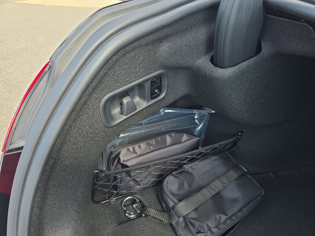 2025 Mercedes Benz C 300 photo 14