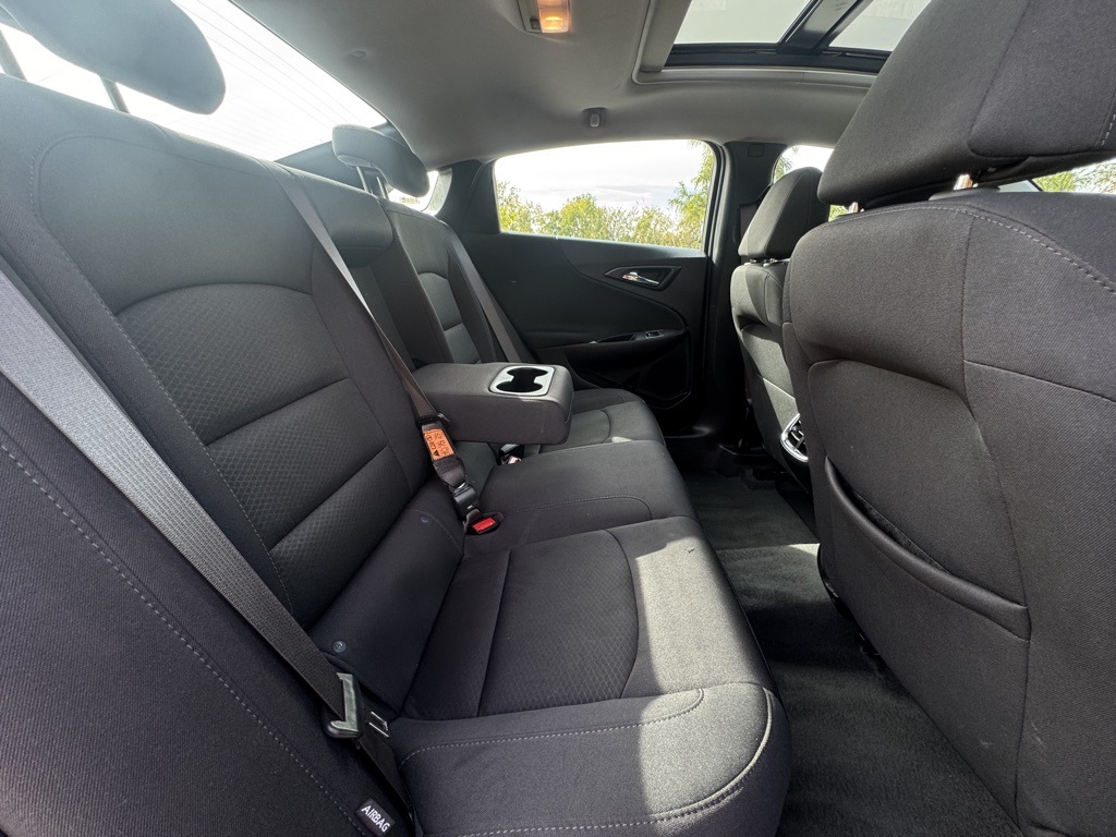 2024 Chevrolet Malibu 1LT photo 24