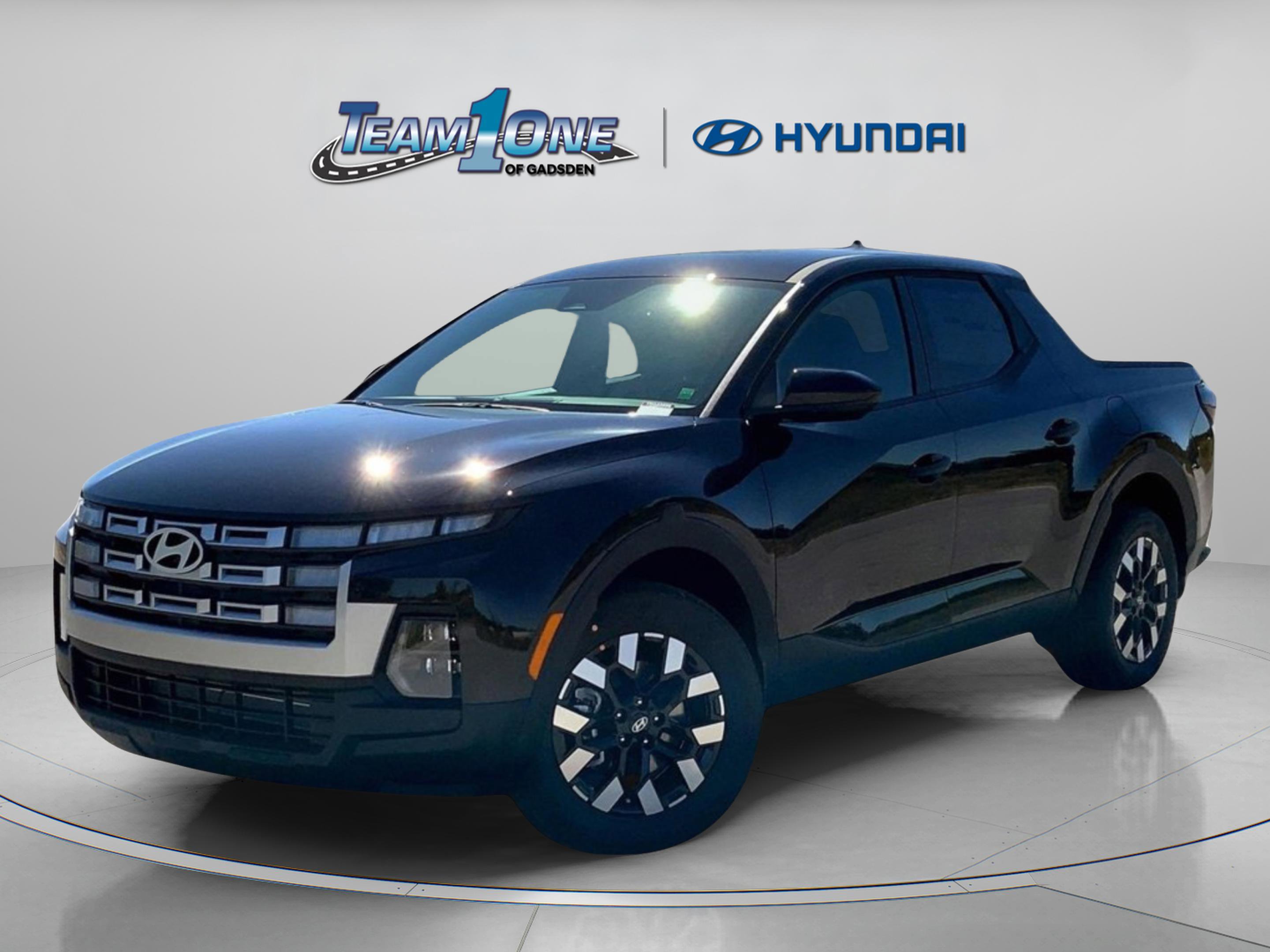 2026 Hyundai Santa Cruz SE photo 3