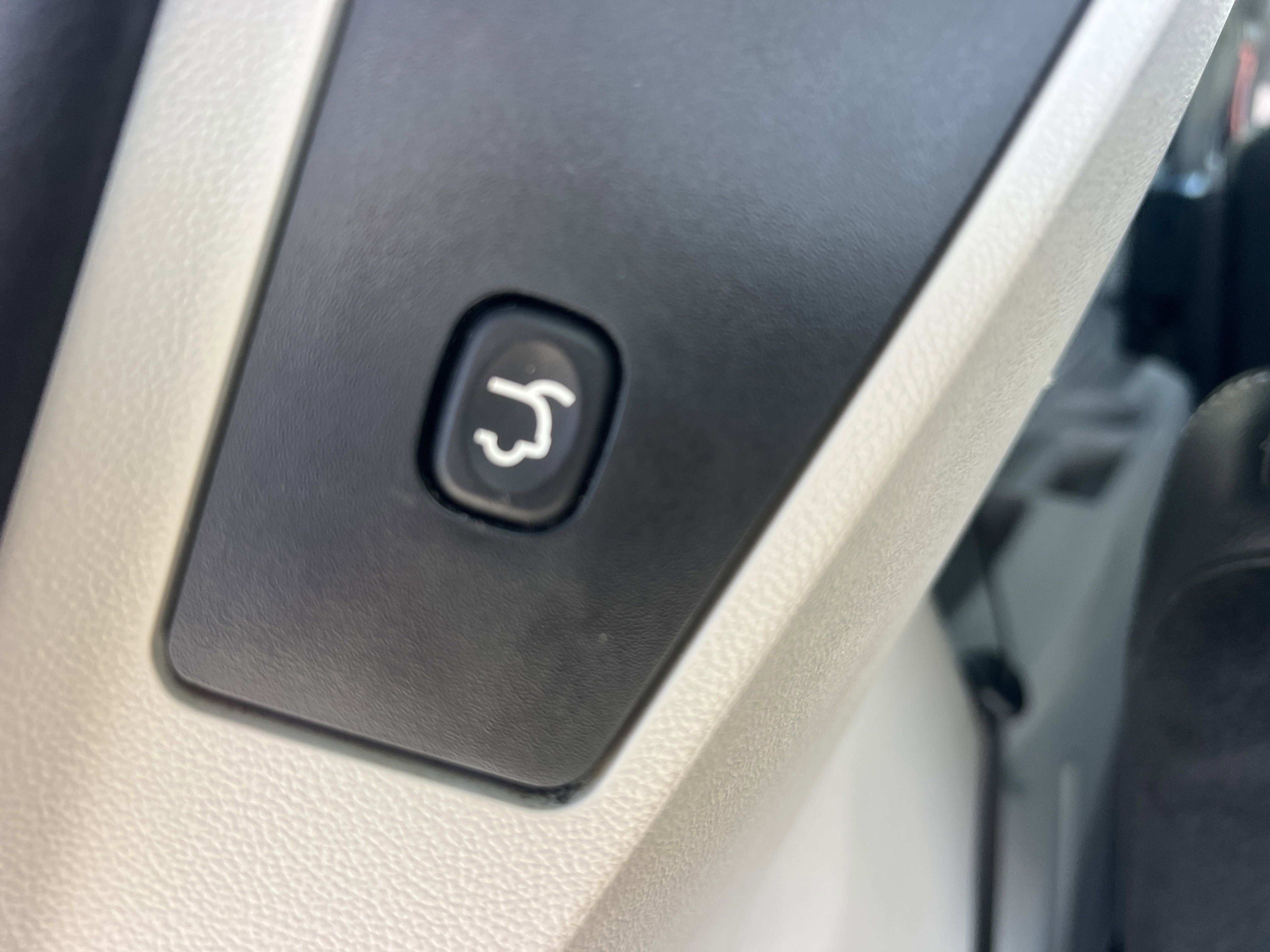 2020 Dodge Grand Caravan SXT photo 5