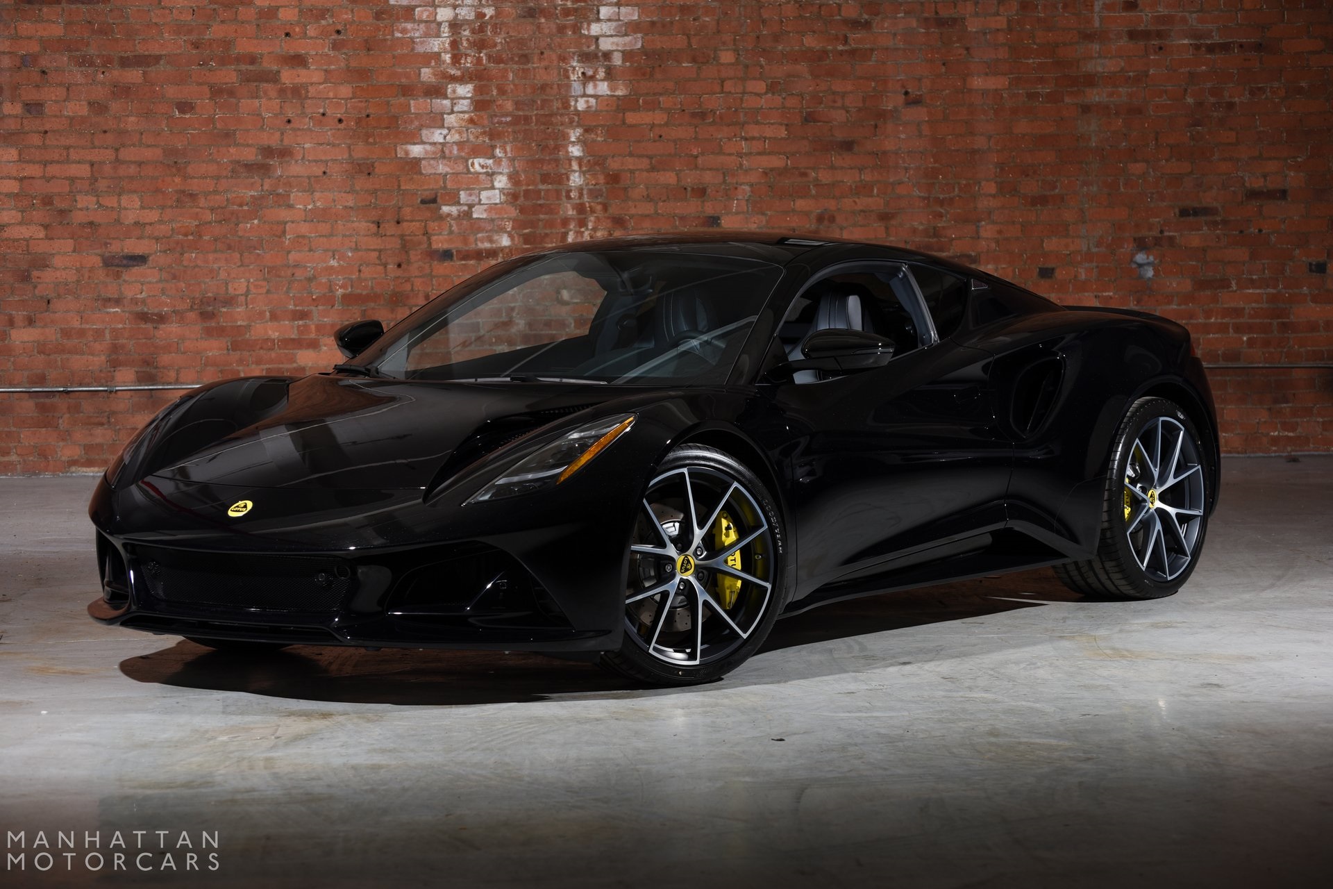 2024 Lotus Emira First Edition's photo