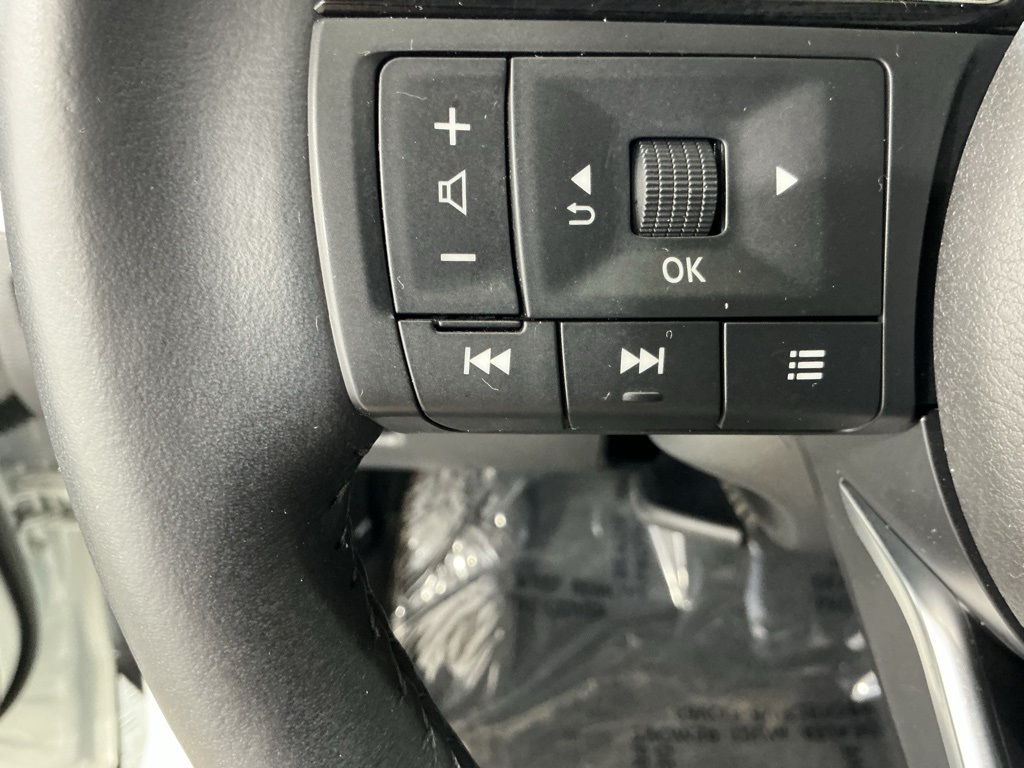2023 Nissan Rogue SL photo 16