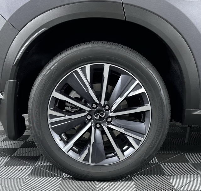 2026 Infiniti QX60 Luxe photo 4