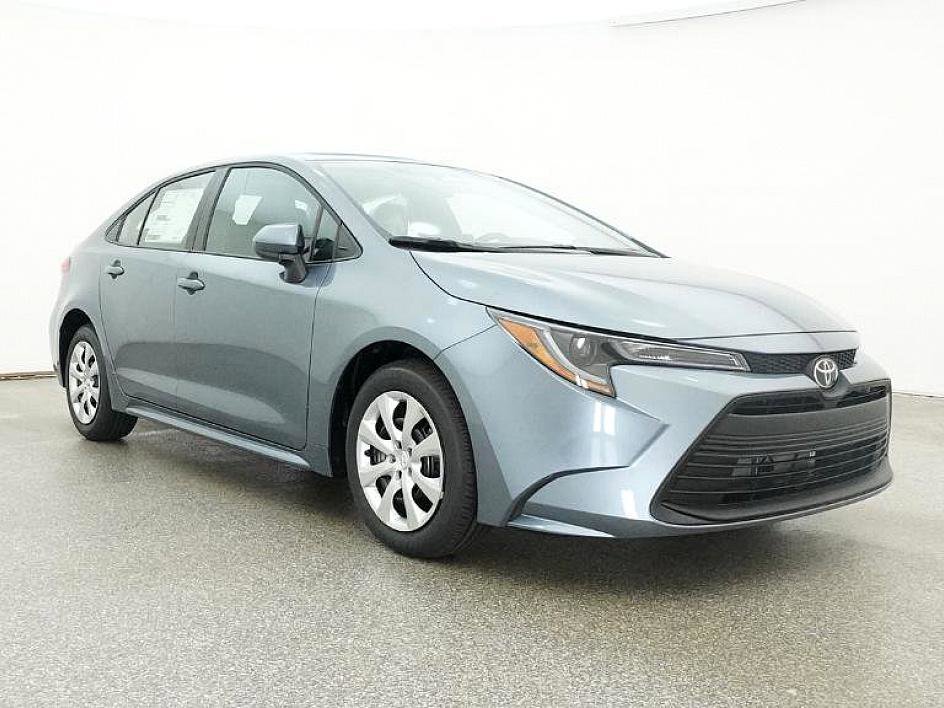 2025 Toyota Corolla LE photo 52