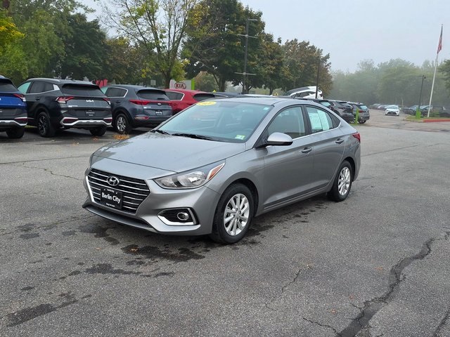 2021 Hyundai Accent SEL photo 3