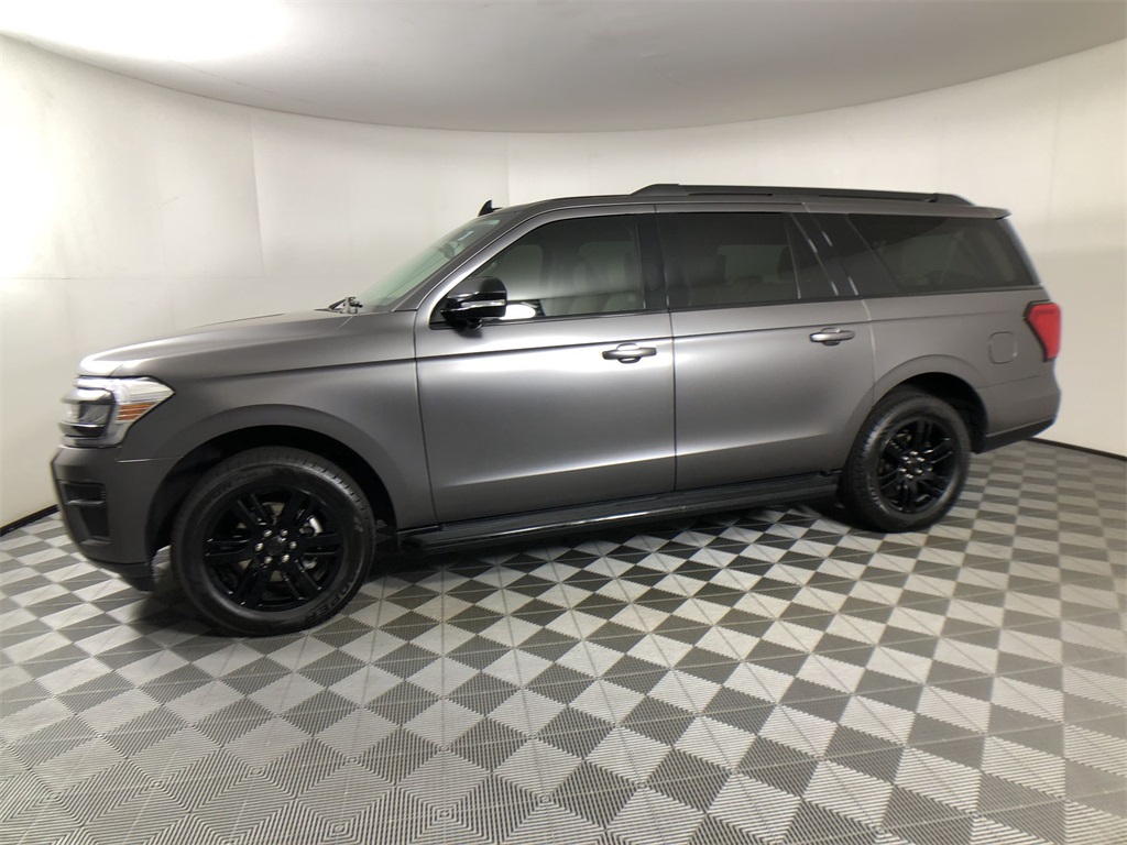 2022 Ford Expedition MAX XLT photo 6