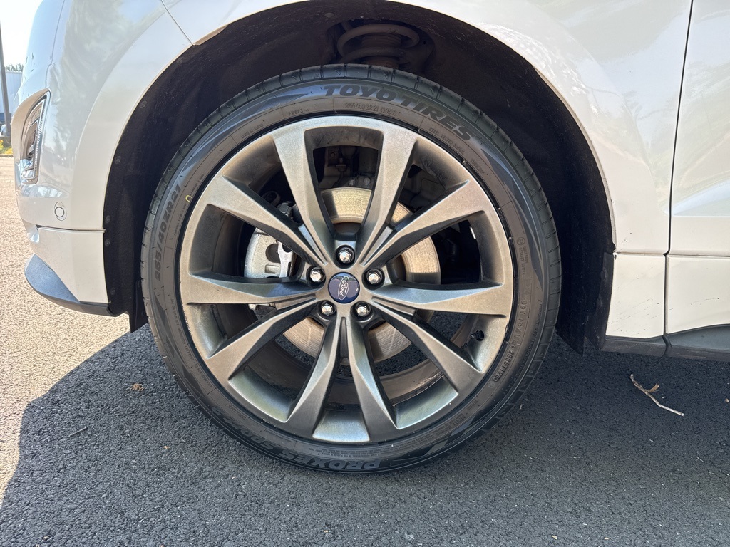 2018 Ford Edge Sport photo 10
