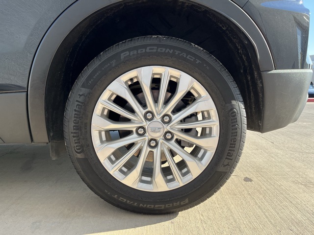 2024 Cadillac XT4 Luxury photo 4