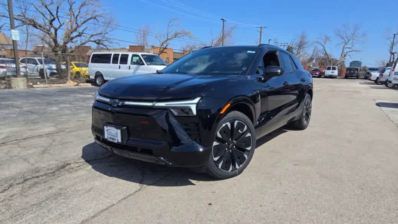 2025 Chevrolet Blazer EV RS photo 4