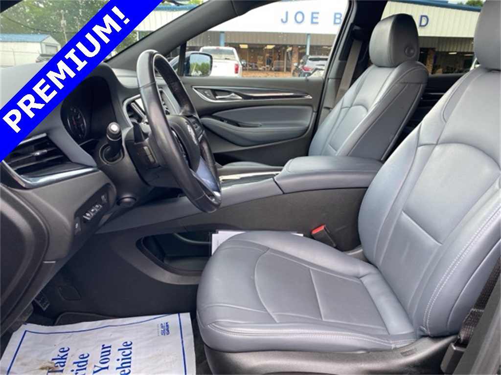 2024 Buick Enclave Premium photo 2