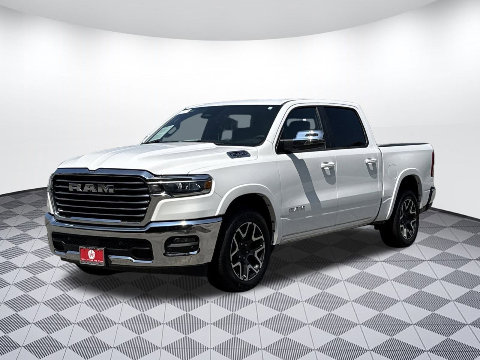 2025 Ram 1500 Laramie photo 2