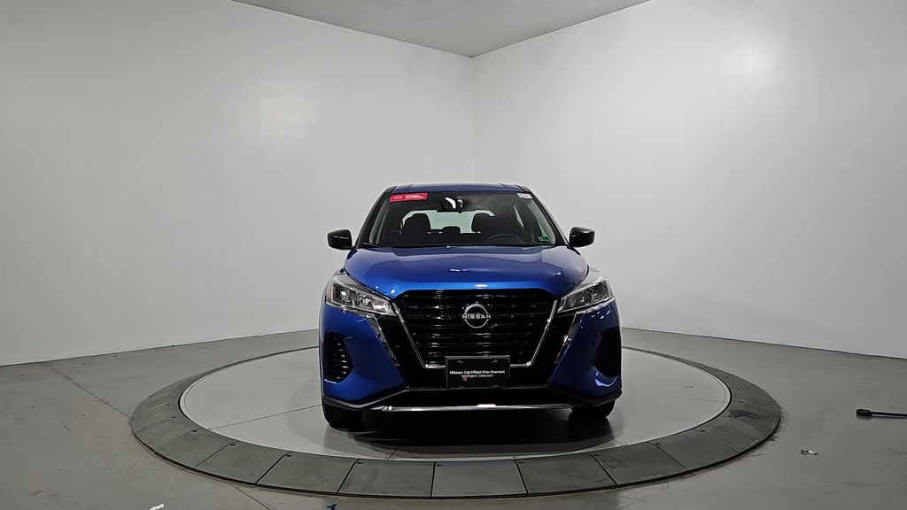 2024 Nissan Kicks S photo 8