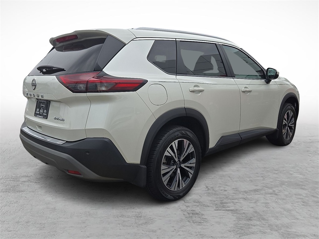 2022 Nissan Rogue SV photo 11