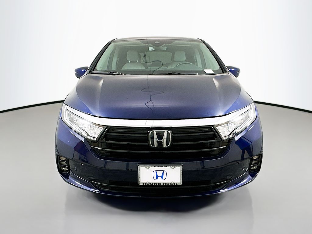 2023 Honda Odyssey Touring photo 2