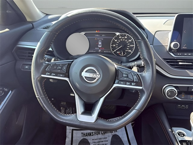 2023 Nissan Altima 2.5 SR photo 17