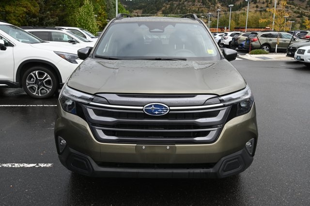 2025 Subaru Forester Limited photo 2