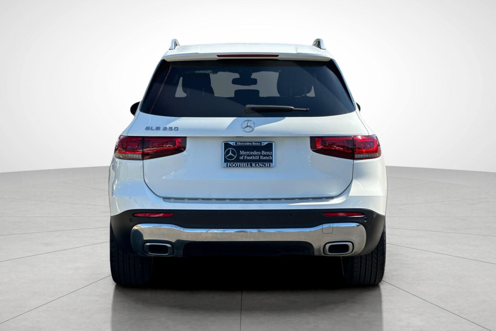 2022 Mercedes Benz GLB 250 photo 4
