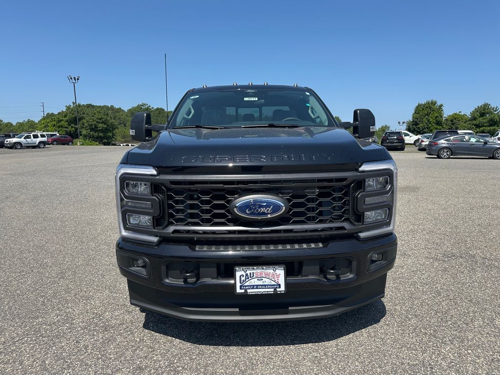 2025 Ford F-250 XL photo 2