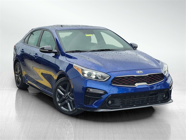 2020 Kia Forte GT-Line photo 2