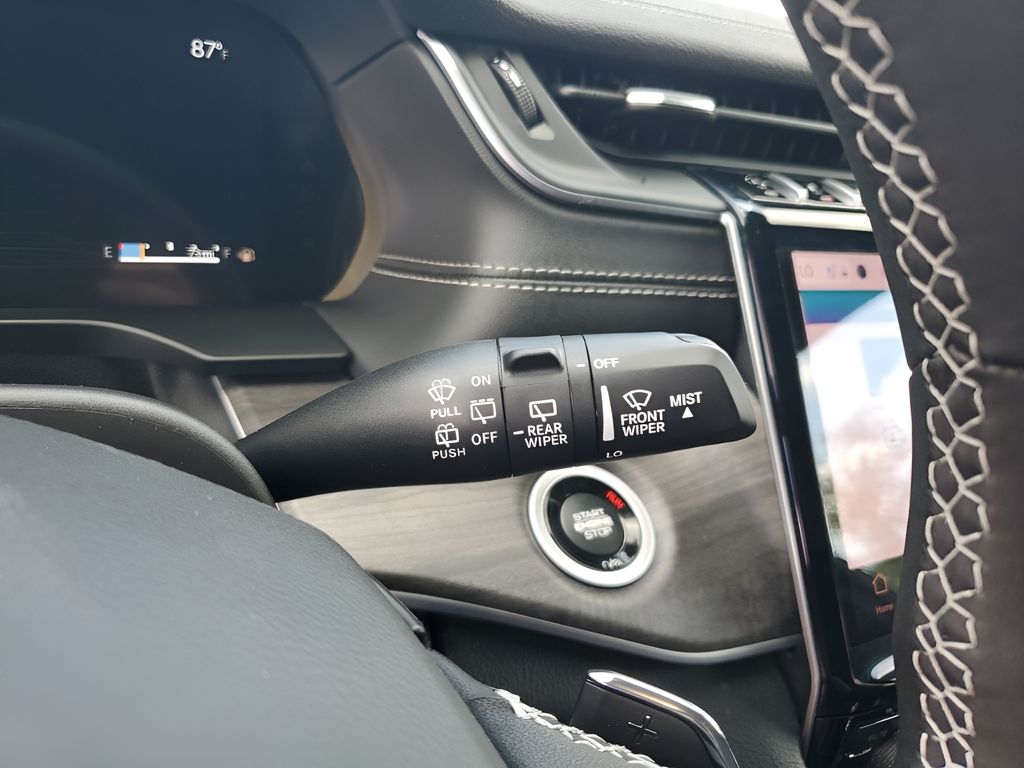 2025 Jeep Grand Cherokee Limited photo 34
