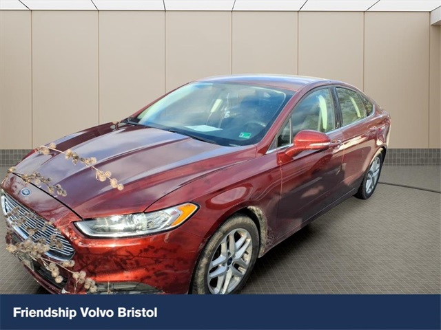 2014 Ford Fusion SE's photo