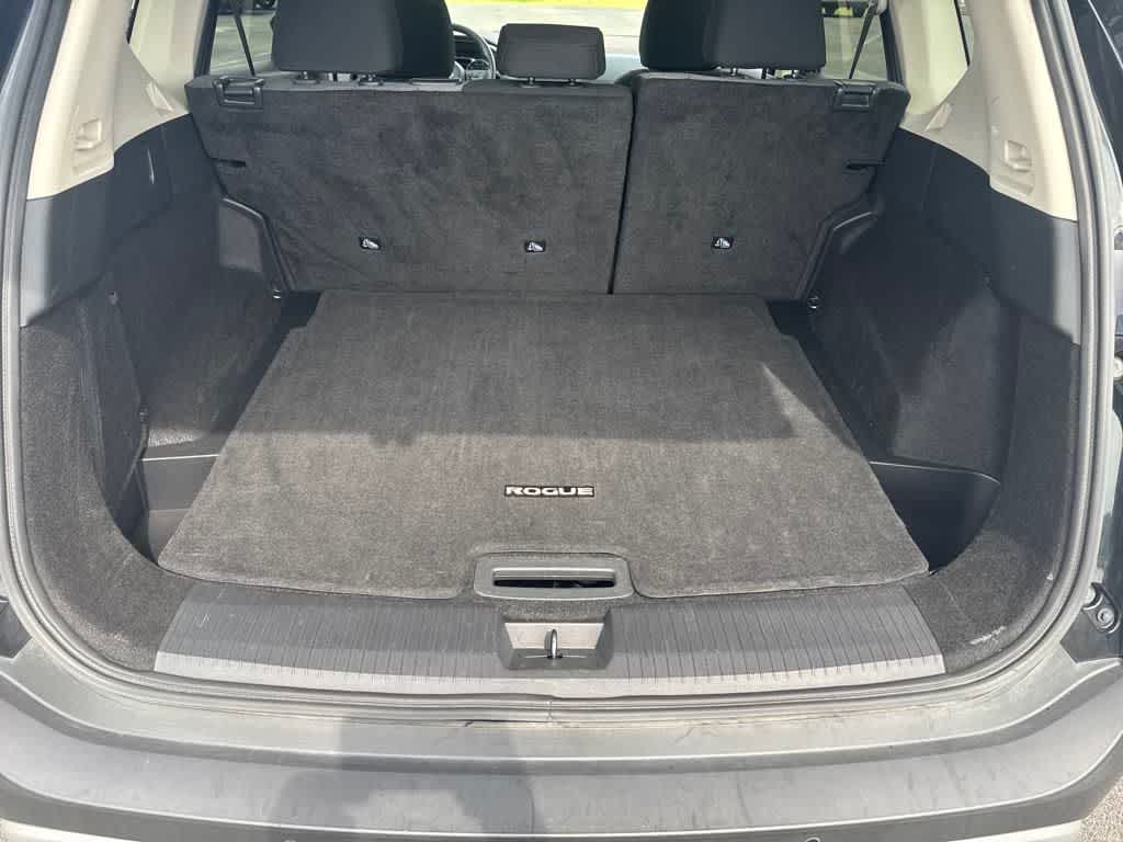 2023 Nissan Rogue SV photo 21
