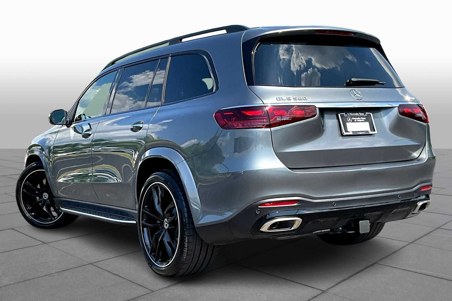 Image 10 of Certified Pre-Owned 2025 Mercedes-Benz GLS 580 AWD 4MATIC