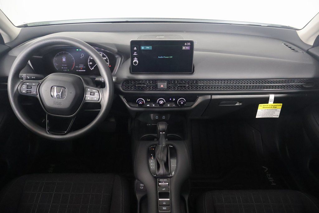 2026 Honda HR-V LX photo 4
