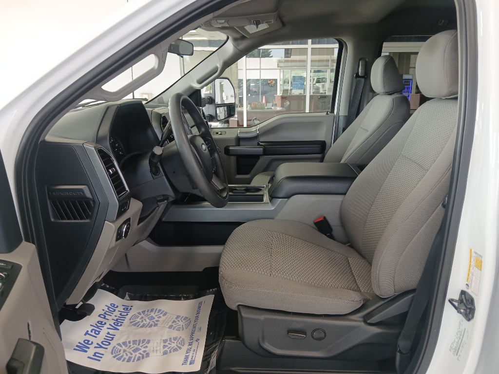 2022 Ford F-250 XLT photo 11