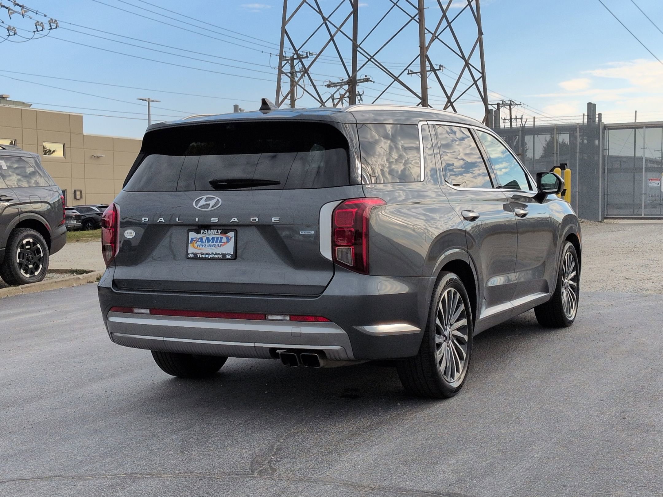 2024 Hyundai Palisade Calligraphy photo 3