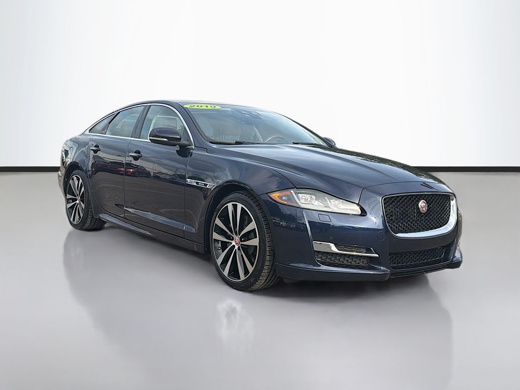 2019 Jaguar XJ R-Sport's photo